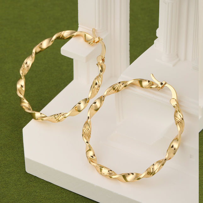 Aretes De Aro Dorado En Cobre Con Diseño Trenzado Estilo Clásicos