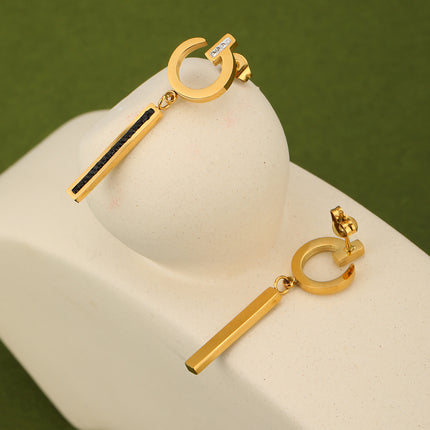 Aretes Largos Con Colgante Delicado En Forma De Barra