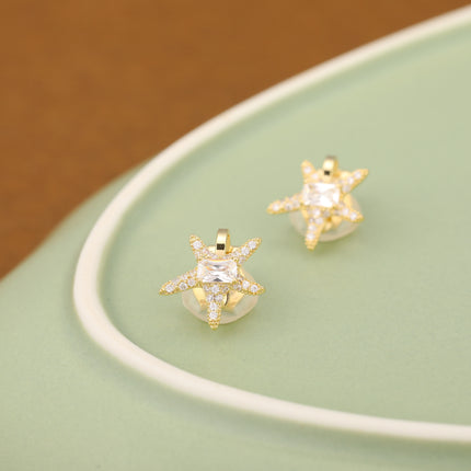 Aretes En La Oreja Ear Cuff De Estrella De Mar Dorado Con Zirconia