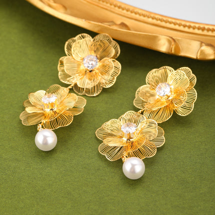 Aretes De Cobre Colgantes Con Flor Vintage Y Perla Artificial