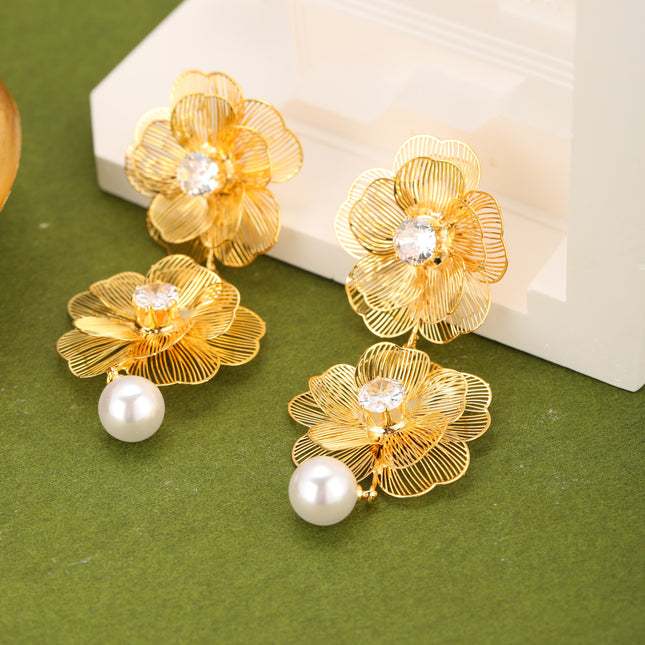 Aretes De Cobre Colgantes Con Flor Vintage Y Perla Artificial