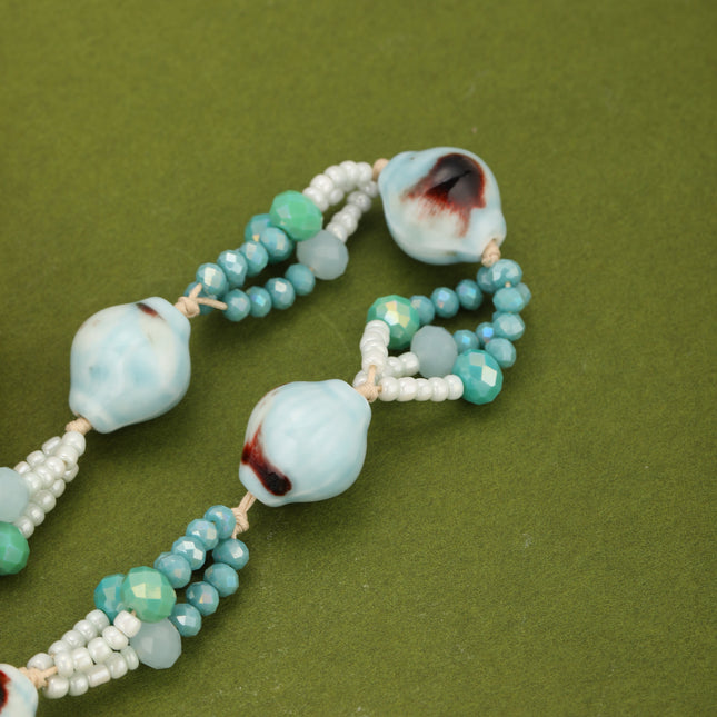 Collar Largo Bohemio Con Cristal Azul Artificial Y Concha De Cerámica