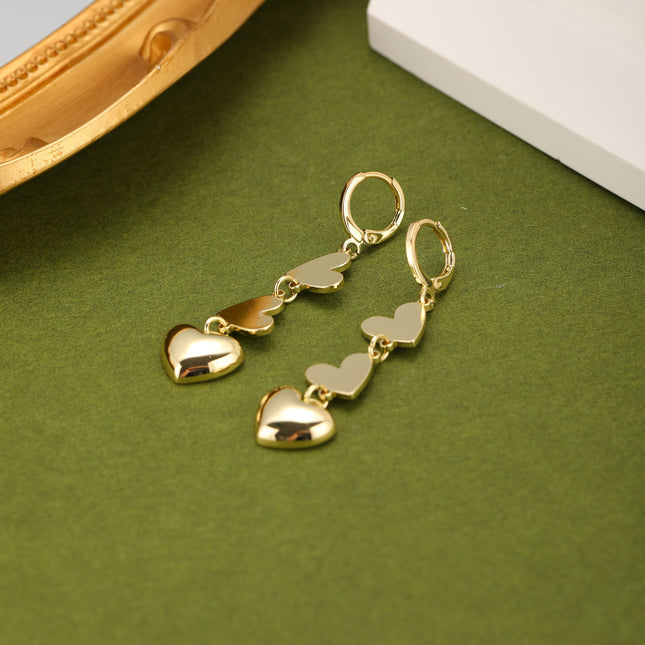 Aretes Largos Con Múltiples Corazones En Oro De 14K Pendientes Mujer