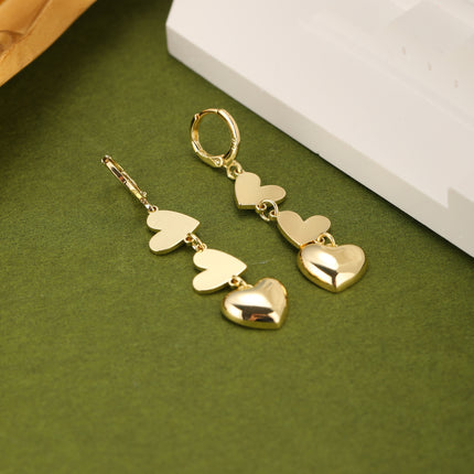 Aretes Largos Con Múltiples Corazones En Oro De 14K Pendientes Mujer