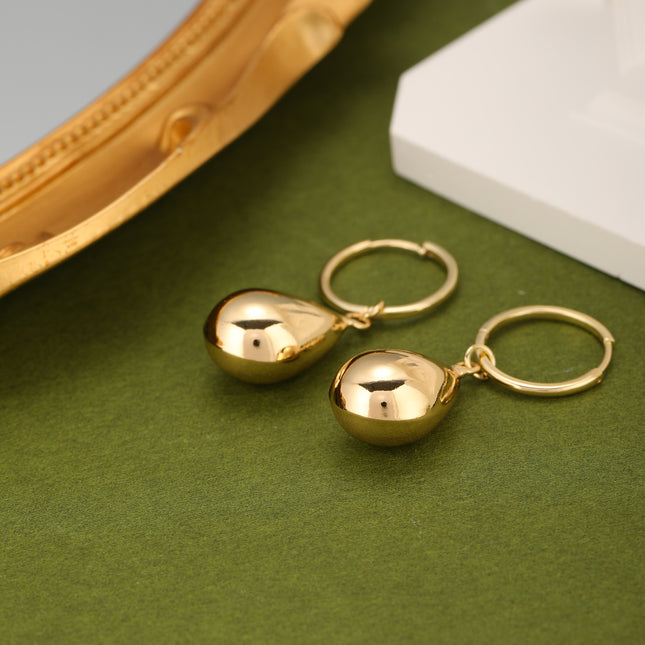 Aretes Broqueles De Cobre Con Colgante De Gota En Oro De 14K Pendientes