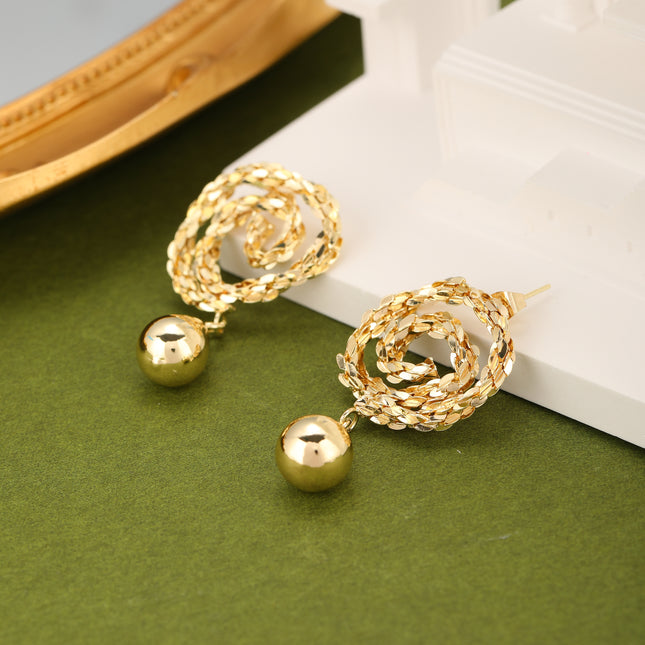 Aretes Dorados Con Colgante De Flor y Gota, Diseño Minimalista En Cobre