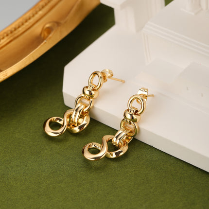 Aretes Largos De Cobre De Cadena Con Colgante De Forma De 8