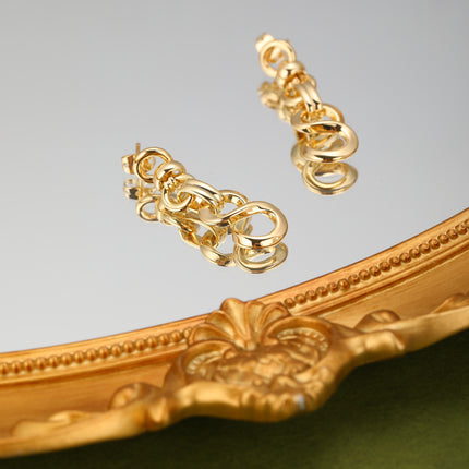 Aretes Largos De Cobre De Cadena Con Colgante De Forma De 8