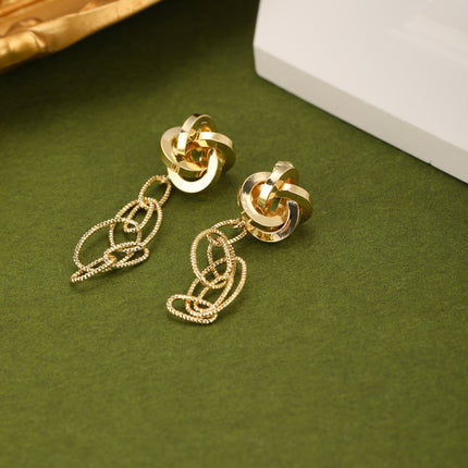 Aretes Con Colgante De Rosa y Flecos, Diseño En Aro De Cobre