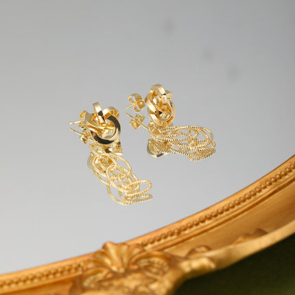 Aretes Con Colgante De Rosa y Flecos, Diseño En Aro De Cobre