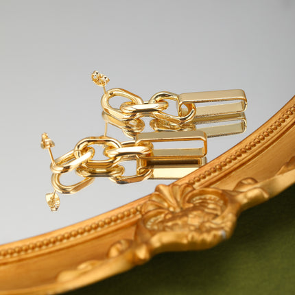 Aretes Largos Geométricos De Cadena En Oro De 14K Para Mujer