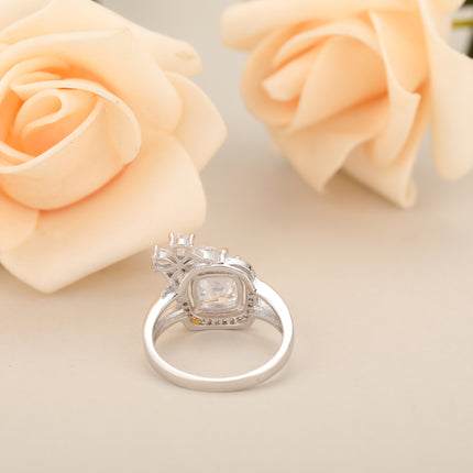 Anillo Con Diseño De Doble Capa De Corazón Y Trébol Con Diamantes De Zirconia En Cobre Chapado En Plata