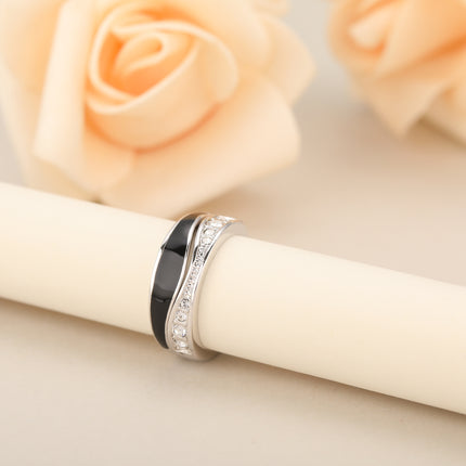 Anillo De Resina Negra Con Diamantes De Zirconia En Aleación Chapado En Plata