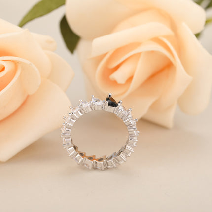 Anillo Con Diseño De Gota Geométrica Y Diamantes De Zirconia En Cobre Chapado En Plata