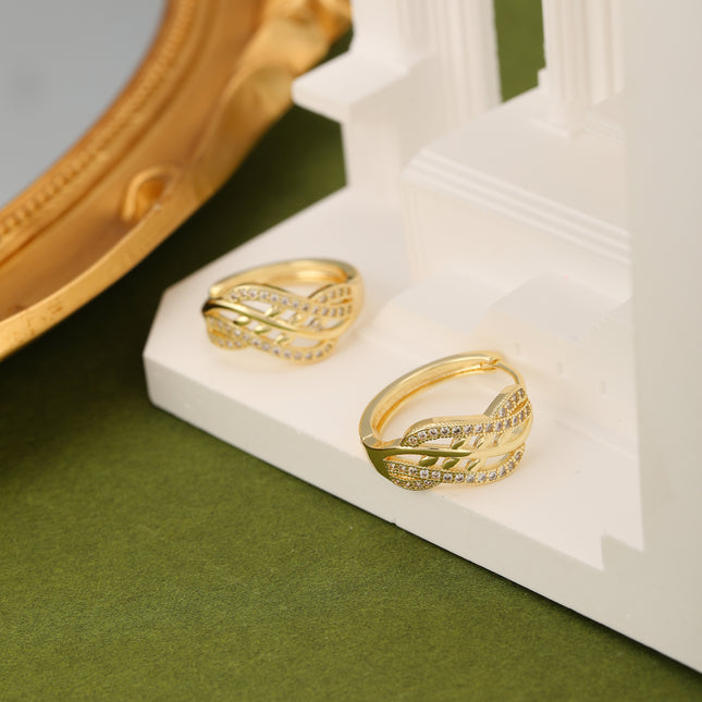 Aretes Arracadas Geométricos Con Zirconia, Cobre Con Baño Oro 18K