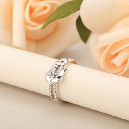 Anillo Con Diseño De Hebilla De Cinturón Y Diamantes De Zirconia En Aleación Chapado En Plata