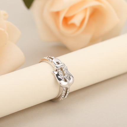 Anillo Con Diseño De Hebilla De Cinturón Y Diamantes De Zirconia En Aleación Chapado En Plata