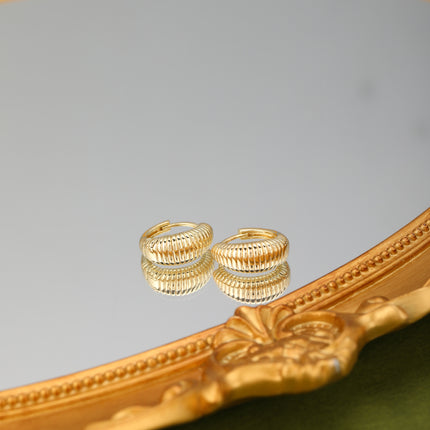 Aretes De Aro Simple En Cobre Con Baño De Oro 14K, Pendientes Mujer