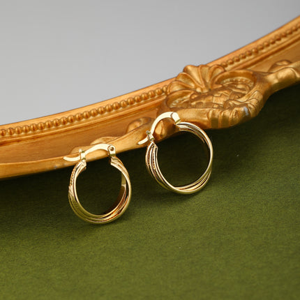 Aretes De Cobre Dorados Con Diseño De Torcido, Estilo Elegante Y Chic