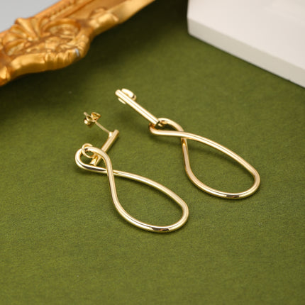 Aretes De Cobre Dorados Con Colgante En Forma De 8 Estilo Minimalista