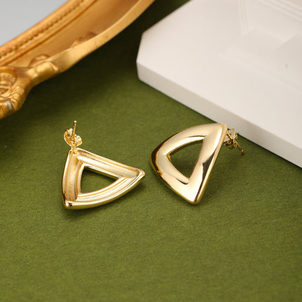 Aretes Geométricos De Triángulo Cobre De Oro De 14K Pendientes