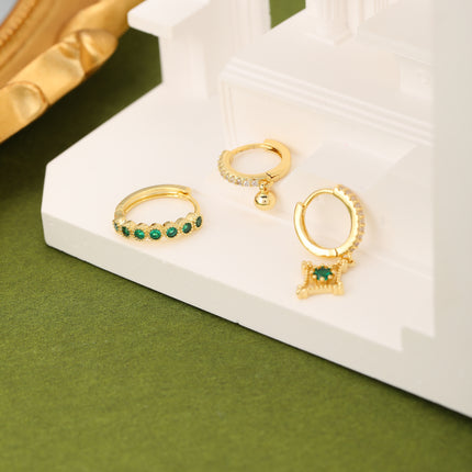Aretes De Latón Con Elegantes Incrustaciones De Zirconia Verde Set