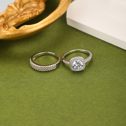 Anillos De Pareja Con Diseño Simple Y Diamantes De Cobre Chapado En Plata