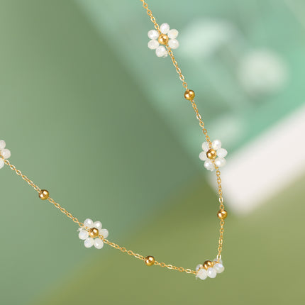 Collar De Estilo Étnico De Matricaria Transparente De Moda Fresca Para Mujer Con Bolas