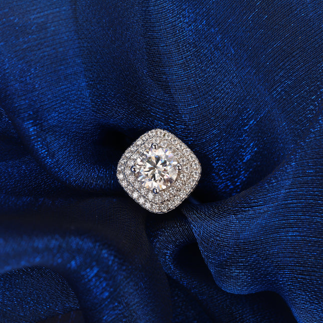 Anillo De Mujer Con Moissanita Cuadrada De 1 Quilate Y Plata 925