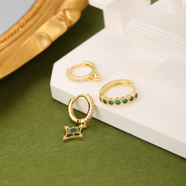 Aretes De Latón Con Elegantes Incrustaciones De Zirconia Verde Set