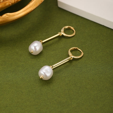 Aretes Largos Cobre De Oro 14K De Cadena Con Perlas Artificiales