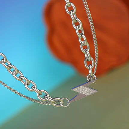 Collar De Cadena De Acero Inoxidable Con Diamantes En Forma De Relámpago Personalizada