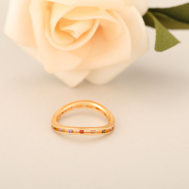 Anillo Con Diseño Irregular Y Diamantes De Zirconia De Colores De Cobre Chapado En Oro 14K