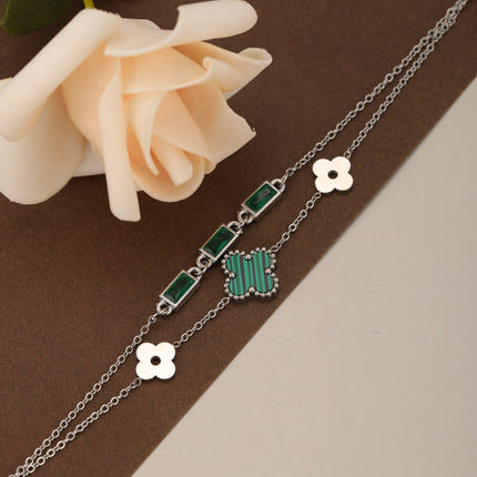 Pulsera De Acero Inoxidable Con Detalle De Trébol Verde Estilo Moderno