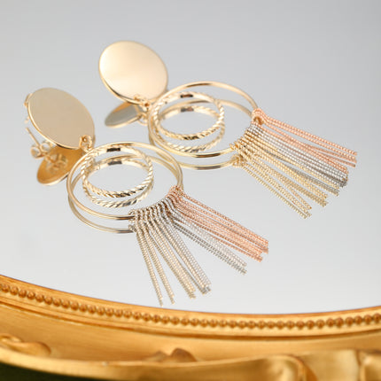 Aretes Con Aros Colgantes Y Flecos De Tres Colores En Cobre Bañado En 18K