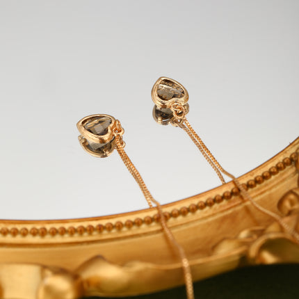 Aretes Con Diseño De Corazón Café Con Cristales De Zirconia De Aleación