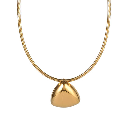 Collar Con Colgante De Triánculo Tridimensional De Moda De Cadena Metálica