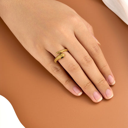 Anillo De Serpiente Vintage Con Estilo De Acero Inoxidable Chapado En Oro 14K