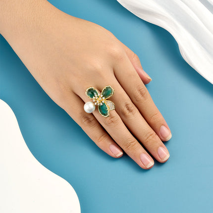 Anillo Con Diseño De Perla Y Diamantes De Alta Gama De Cobre Chapado En Oro 14K