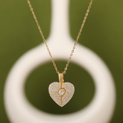 Collar Con Colgante De Circón De Corazón Abierta De Acero Inoxidable De Moda