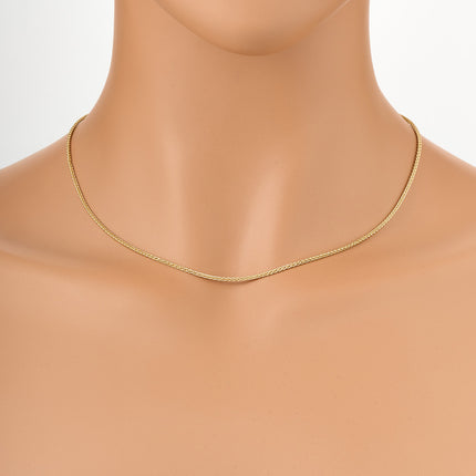 Collar De Cadena Con Diseño Geométrico Torcido En Oro De 14K