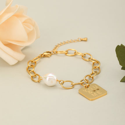 Pulsera Con Diseño De Placa Inglés Y Perlas En Cobre Chapado En Oro 14K