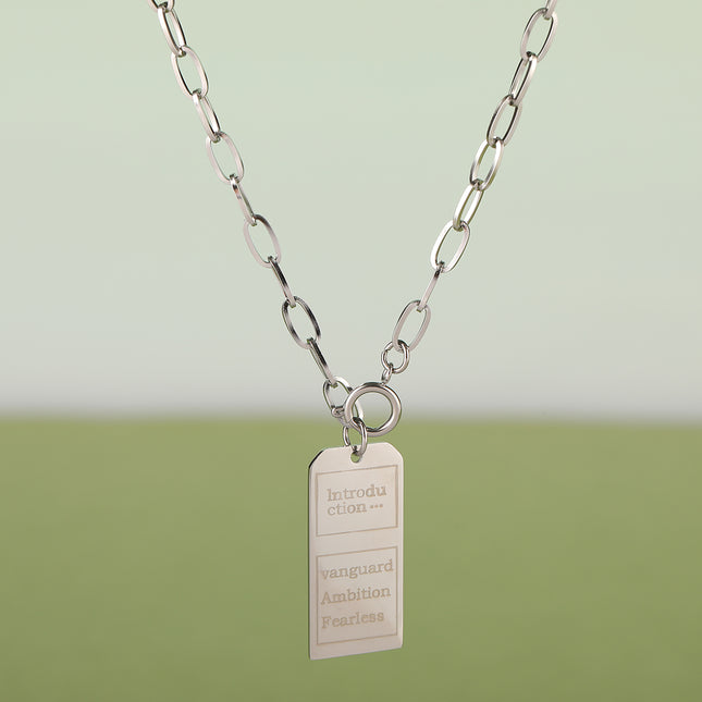 Collar Sencillo Con Grande Etiqueta Larga De Acero Inoxidable A La Moda Casual