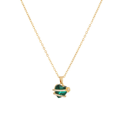 Collar Con Colgante De Corazón De Circón Verde De Acero Inoxidable De Lujo Ligero De Moda