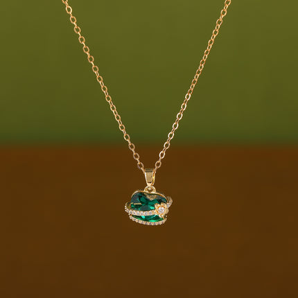 Collar Con Colgante De Corazón De Circón Verde De Acero Inoxidable De Lujo Ligero De Moda