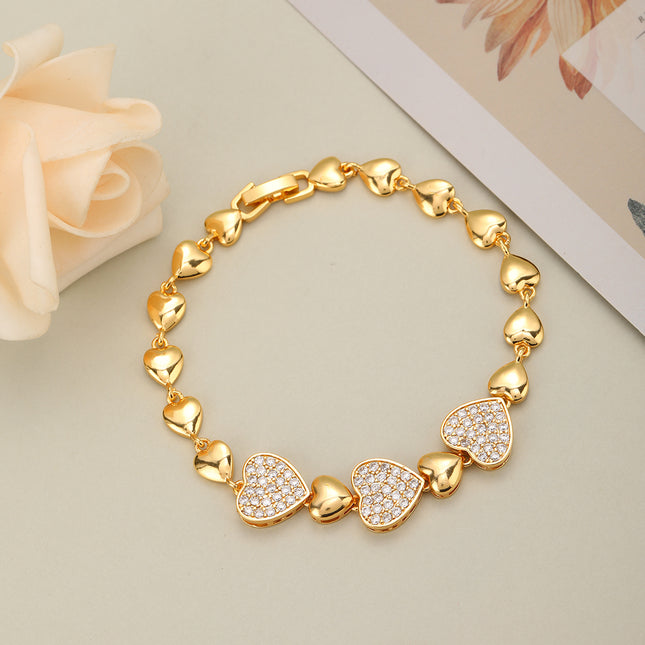 Pulsera Con Corazón Incrustado De Zirconias Elegante Y Brillante