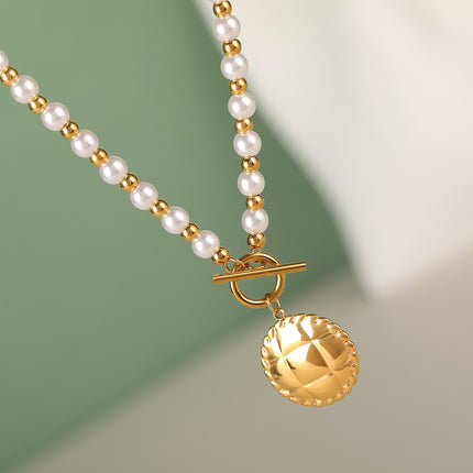 Collar De Perlas Con Colgante En Forma De Escudo Redondo De Paja De Moda