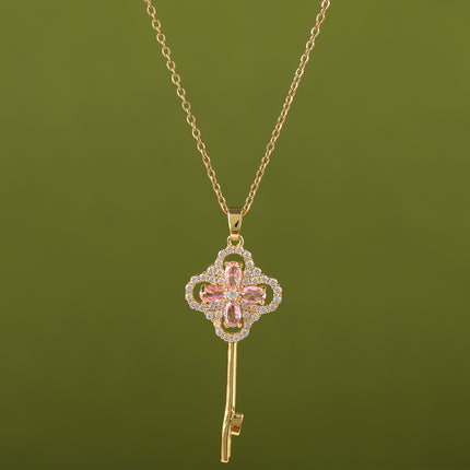 Collar Fresco Con Colgante De Llave En Forma De Trébol De Strass De Estilo Femenino