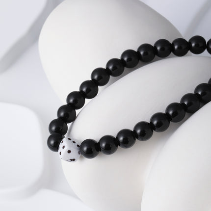 Pulsera De Acero Inoxidable Con Cuentas Negras Y Detalle De Dado