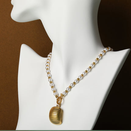 Collar Sencillo De Perlas Y Bolas Con Colgante Arqueado De Diseño Único Con Hebilla De T